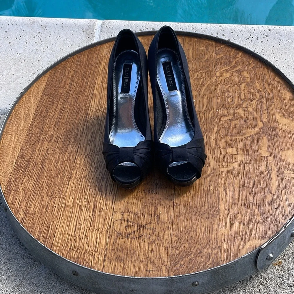 WHBM | Gorgeous Black Satin Heels | Size 6.5